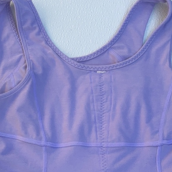 Lululemon athletic women’s tops - Picture 7 of 9